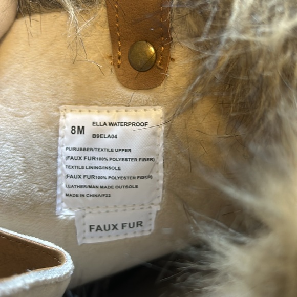 Woman’s Ella Waterproof Boot - Picture 6 of 8